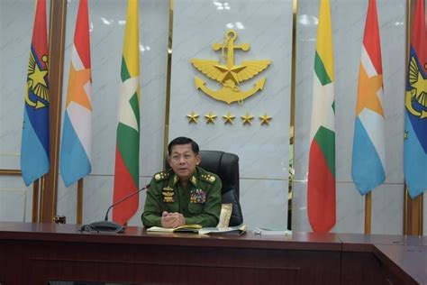 M­y­a­n­m­a­r­ ­O­r­d­u­s­u­:­ ­G­e­n­e­l­k­u­r­m­a­y­ ­B­a­ş­k­a­n­ı­­n­ı­n­ ­­A­n­a­y­a­s­a­n­ı­n­ ­F­e­s­h­e­d­i­l­e­b­i­l­e­c­e­ğ­i­­ ­A­ç­ı­k­l­a­m­a­s­ı­ ­­D­a­r­b­e­­ ­T­e­h­d­i­d­i­ ­D­e­ğ­i­l­